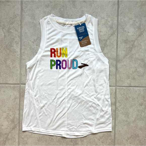 NWT Brooks Running “Run Proud” tank top 🌈 - Picture 2 of 8